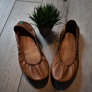 Chestnut Tieks